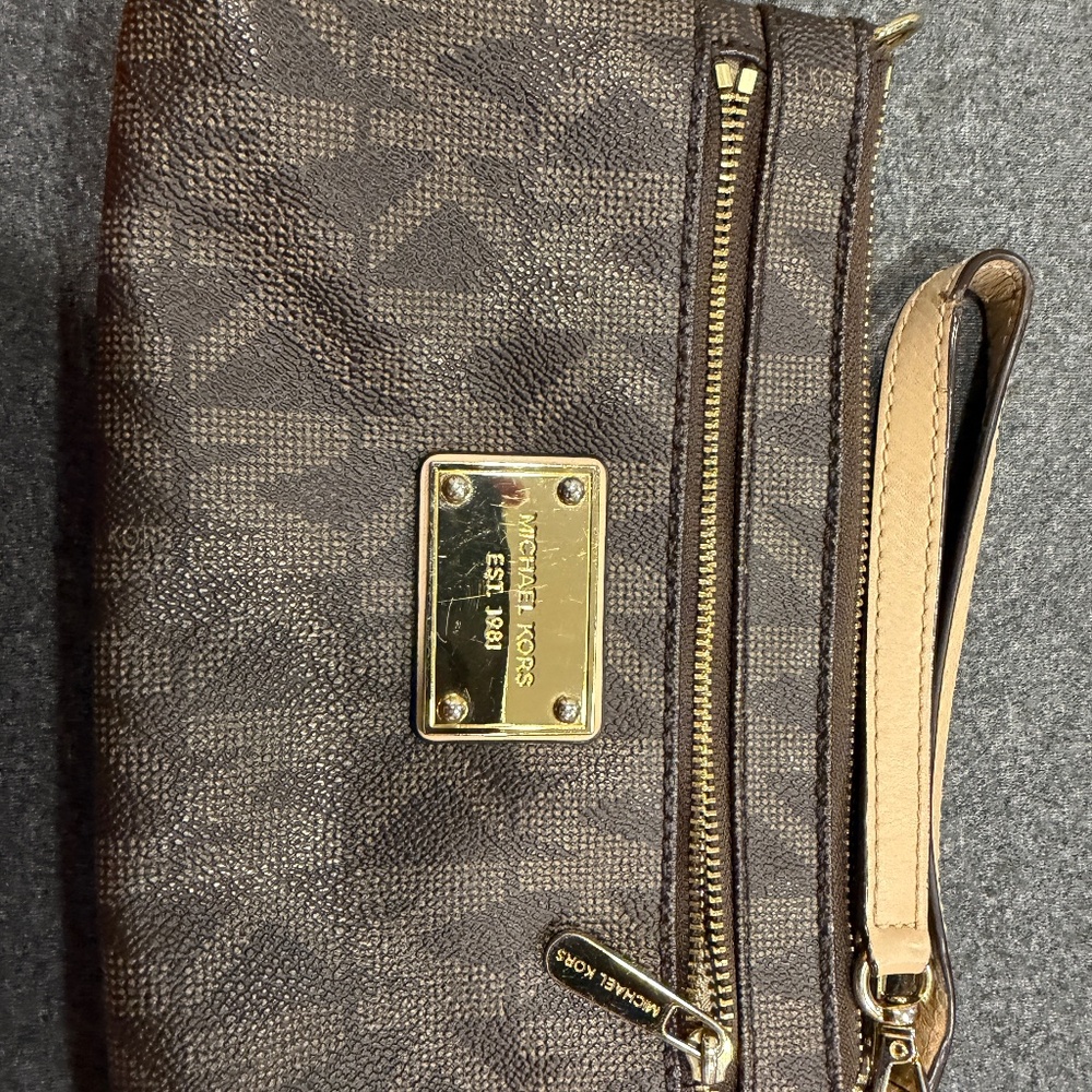 Michael Kors larger wristlet with